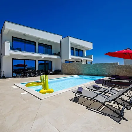 Villa Ely