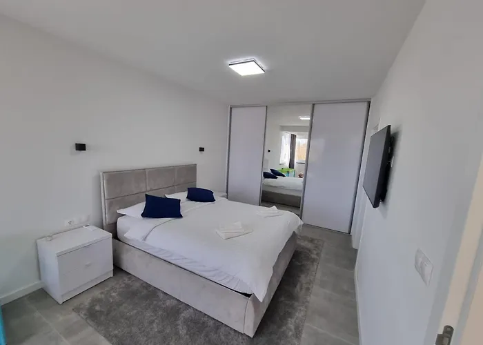 빌라 Ely 칸파나르