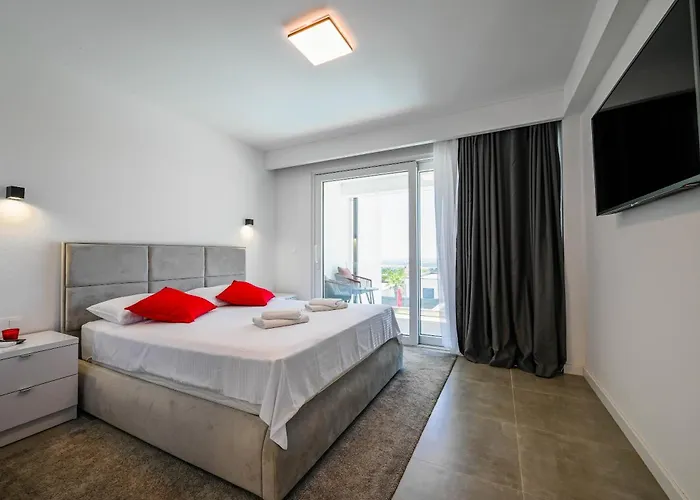 Ely 빌라 칸파나르